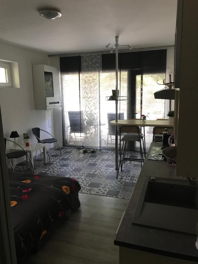 Appartamento Ivi Svätý Jur Esterno foto